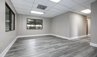 3200 S Reynolds Rd, Bauxite, AR 72011