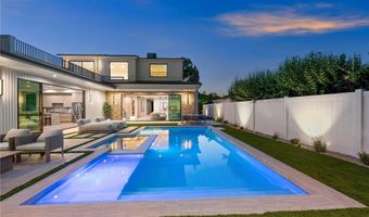 16728 Morrison St, Encino, CA 91436