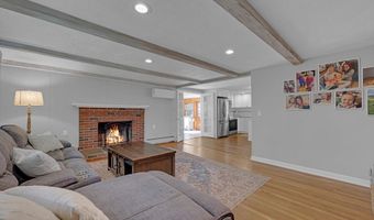 3 Santom St, Auburn, MA 01501