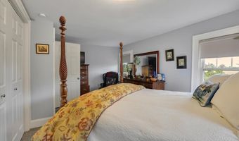 100 Adams Rd, Bloomfield, CT 06002
