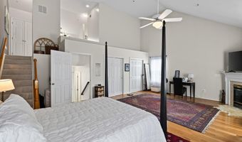 5155 BALLYCASTLE Cir, Alexandria, VA 22315