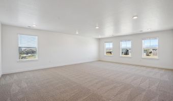 1860 Chaffee Crest Dr, Berthoud, CO 80513