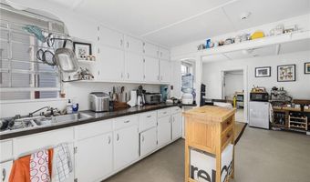 27 Franklin St, Newport, RI 02840