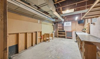 255 S Beverly Ave, Austintown, OH 44515