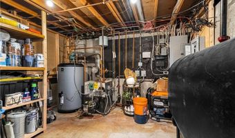 14 Sheri Dr, Coventry, RI 02816