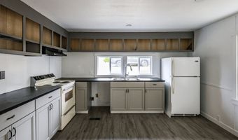 7965 19TH St, Bay City, OR 97107