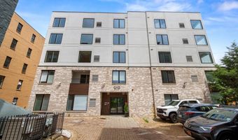 919 12TH St NE A305, Washington, DC 20002