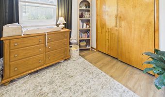 107 Tanglewood Dr, Anderson, IN 46012
