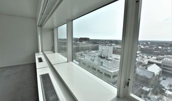 555 E William St 14C, Ann Arbor, MI 48104