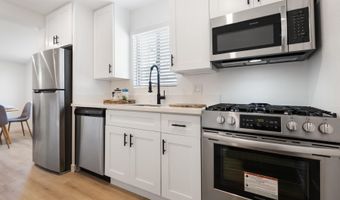 838-840 Valley Ave, Solana Beach, CA 92075