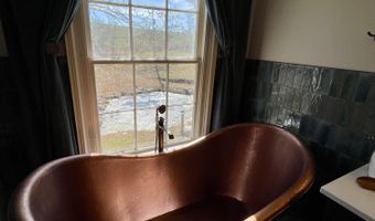 18254 Providence Rd, Abingdon, VA 24210