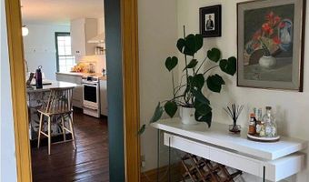 382 S Main St, Alburgh, VT 05440