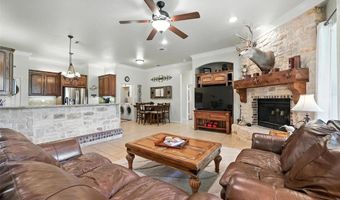 140 Miramar Cir, Weatherford, TX 76085