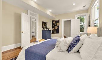 1231 FRANKLIN St NE, Washington, DC 20017