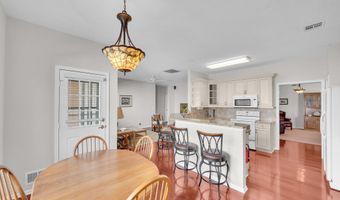 96 Sandpiper Dr, Bayville, NJ 08721