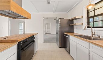 7212 W Wildcat Rd, Abbeville, LA 70510