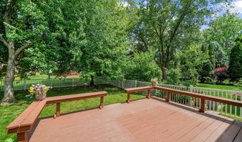 3077 Turnberry Ln, Ann Arbor, MI 48108