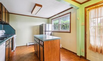 29 Griffing Ave, Danbury, CT 06810