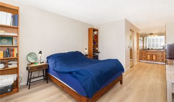 2752 Kaaha St 309, Honolulu, HI 96826
