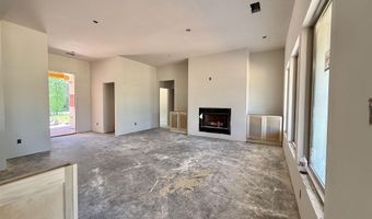 6838 Detonti Rd, Bauxite, AR 72011