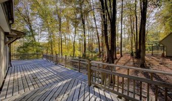16 Kilroy Rd, Andover, NJ 07860