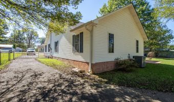 224 Willow Dr, Adamsville, TN 38310