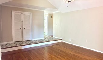 639 W Banta Rd, Indianapolis, IN 46217