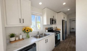 900 S Idaho Rd 28, Apache Junction, AZ 85119