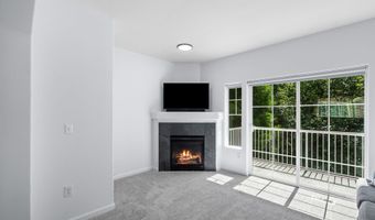 15400 SW MALLARD Dr 102, Beaverton, OR 97007