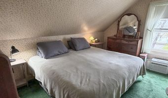 29 Pleasant St, Bar Harbor, ME 04609
