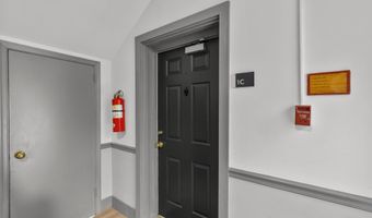 1111 N PITT St 1C, Alexandria, VA 22314