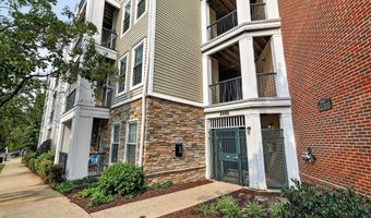 2465 ARMY NAVY Dr 1-202, Arlington, VA 22206