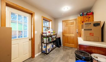 14 Warbonnet Dr, Banner, WY 82832