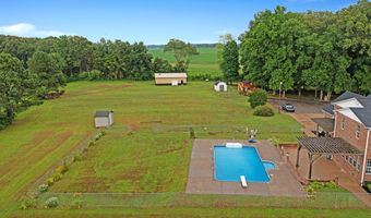 1150 Norris Crossing Rd, Bells, TN 38006