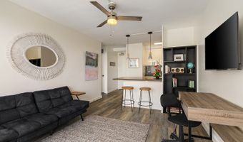 445 Kaiolu St 812, Honolulu, HI 96815