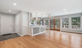 4 Highview Ter, Belfast, ME 04915