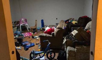 1119 Chatwood Dr, Anniston, AL 36206