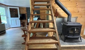 6 Maple Dr, Abbot, ME 04406