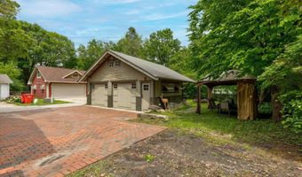 818 Northwestern Ave, Ames, IA 50010
