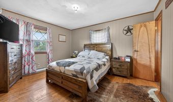 147 Iron Ore Ln, Barren Springs, VA 24313