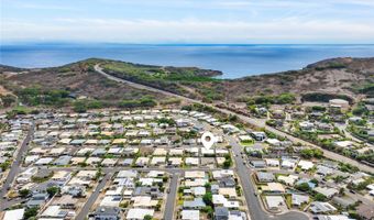 308 Hanakoa St, Honolulu, HI 96825