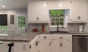 204 Queensbury Ct, Acworth, GA 30102