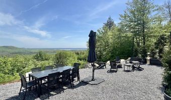 67 Dyke Mountain Rd, Sebago, ME 04029