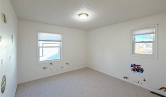 210 Knollwood St W, Annandale, MN 55302