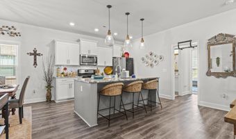 17705 Eastmoor St, Athens, AL 35611