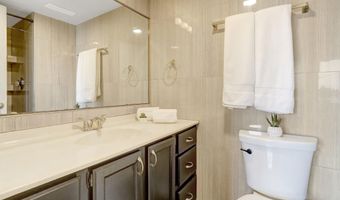 307 YOAKUM Pkwy 1517, Alexandria, VA 22304