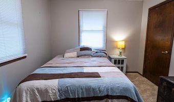 5 Autumn Rd, Arkansas City, KS 67005