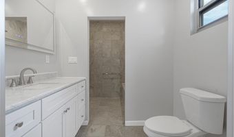 51 W 48TH St, Bayonne, NJ 07202
