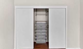 4227 AMERICANA Dr 102, Annandale, VA 22003