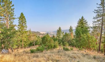 8509 Tenino Ter, Eagle Point, OR 97524